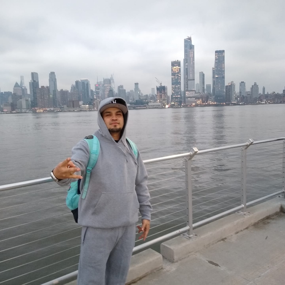 Meet your Posher, Jm